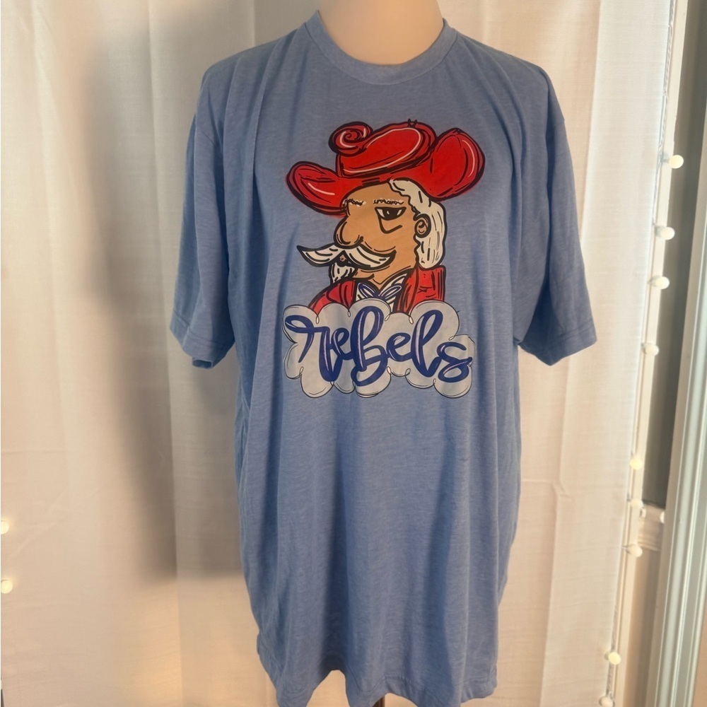 👕 Ole Miss Rebels T-Shirt – XL Tultex